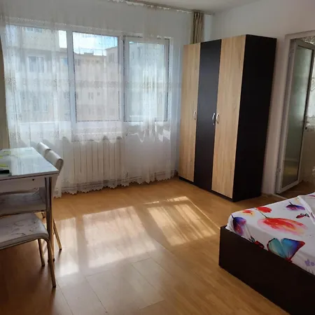 Apartament Reis דירה *